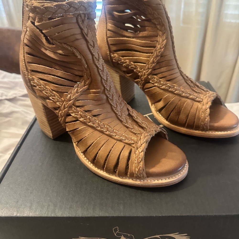 Freebird Braided Brown Peep-Toe Ankle Boots - Picture 4 of 4